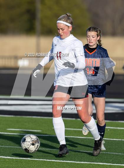 Thumbnail 3 in Tyler Legacy vs. McKinney North (Forney Invitational Tournament) photogallery.