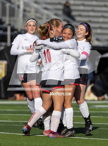 Thumbnail 3 in Tyler Legacy vs. McKinney North (Forney Invitational Tournament) photogallery.