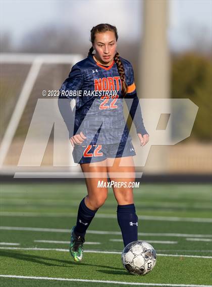 Thumbnail 1 in Tyler Legacy vs. McKinney North (Forney Invitational Tournament) photogallery.