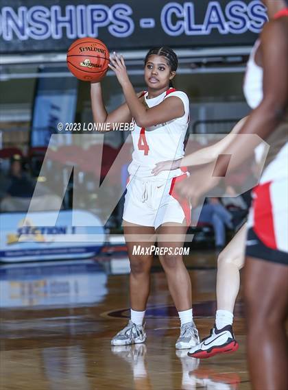 Thumbnail 3 in Leffell vs Alexander Hamilton (Section 1 Class C Semifinal) photogallery.