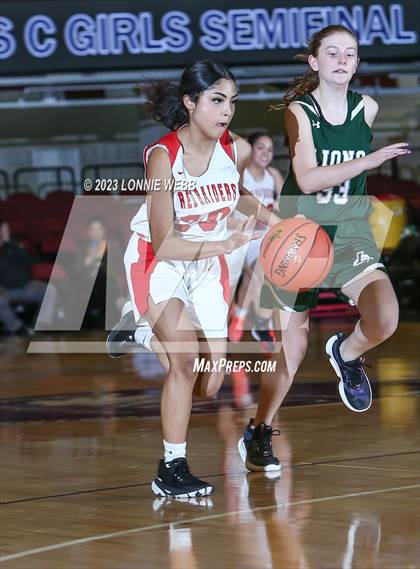 Thumbnail 3 in Leffell vs Alexander Hamilton (Section 1 Class C Semifinal) photogallery.