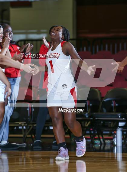 Thumbnail 1 in Leffell vs Alexander Hamilton (Section 1 Class C Semifinal) photogallery.