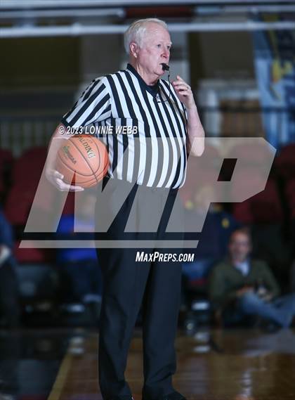 Thumbnail 3 in Leffell vs Alexander Hamilton (Section 1 Class C Semifinal) photogallery.
