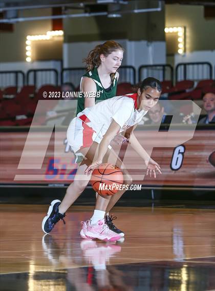 Thumbnail 3 in Leffell vs Alexander Hamilton (Section 1 Class C Semifinal) photogallery.