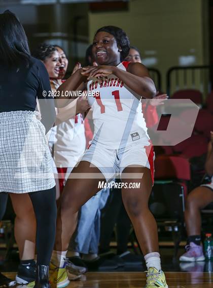 Thumbnail 1 in Leffell vs Alexander Hamilton (Section 1 Class C Semifinal) photogallery.