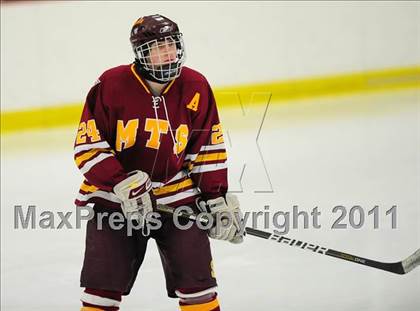 Thumbnail 1 in Sheehan @ Branford photogallery.