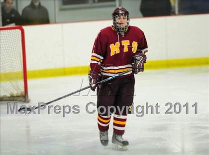 Thumbnail 1 in Sheehan @ Branford photogallery.