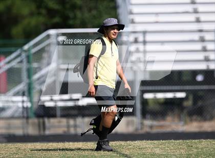Thumbnail 3 in Holly Springs @ Panther Creek photogallery.