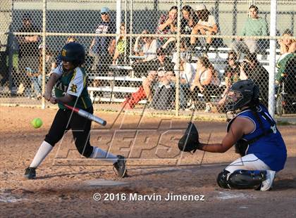 Thumbnail 3 in Royal vs Burbank photogallery.