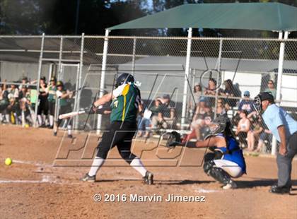Thumbnail 1 in Royal vs Burbank photogallery.