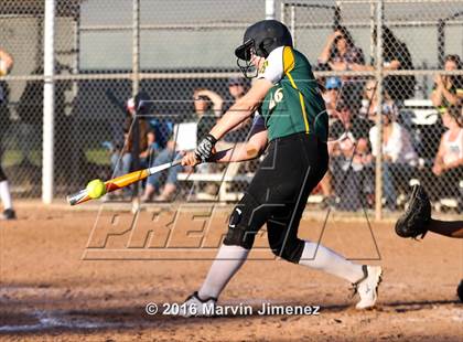 Thumbnail 1 in Royal vs Burbank photogallery.
