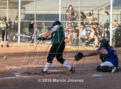 Thumbnail 3 in Royal vs Burbank photogallery.