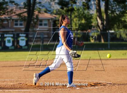Thumbnail 3 in Royal vs Burbank photogallery.