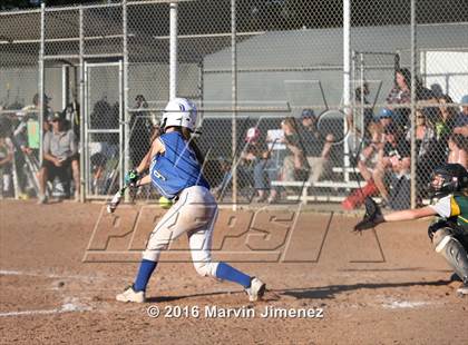 Thumbnail 2 in Royal vs Burbank photogallery.