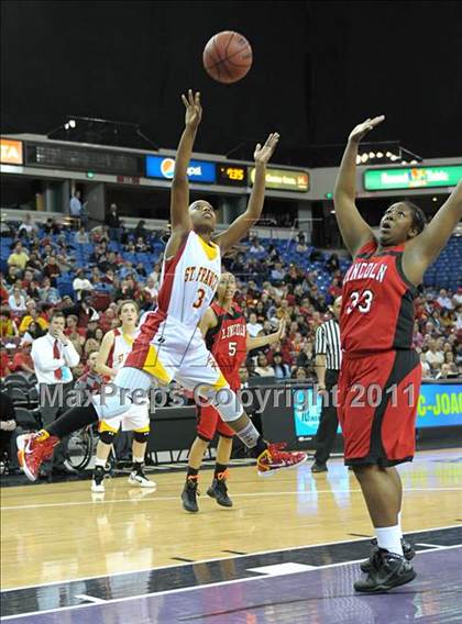 Thumbnail 1 in Lincoln vs St. Francis (CIF SJS D1 Final) photogallery.