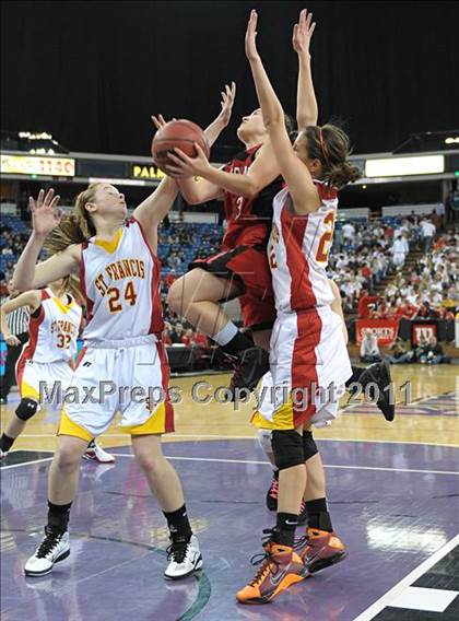 Thumbnail 2 in Lincoln vs St. Francis (CIF SJS D1 Final) photogallery.