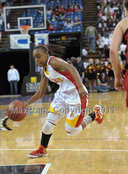 Thumbnail 3 in Lincoln vs St. Francis (CIF SJS D1 Final) photogallery.