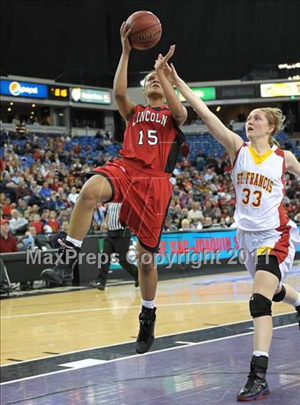 Thumbnail 2 in Lincoln vs St. Francis (CIF SJS D1 Final) photogallery.