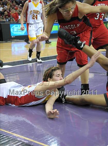 Thumbnail 1 in Lincoln vs St. Francis (CIF SJS D1 Final) photogallery.