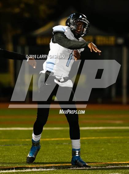 Thumbnail 3 in Golden Valley vs. San Gorgonio (CIF SS D7 Semi-Final) photogallery.