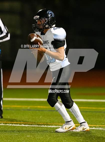 Thumbnail 1 in Golden Valley vs. San Gorgonio (CIF SS D7 Semi-Final) photogallery.