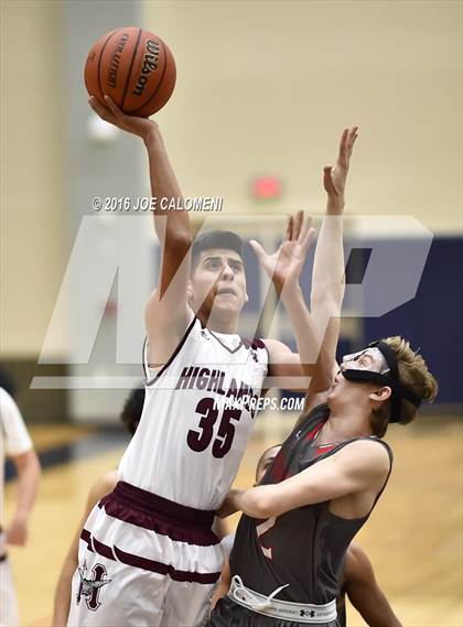 Thumbnail 3 in Lee [Robert E.] vs Highlands (SAISD Invitational) photogallery.
