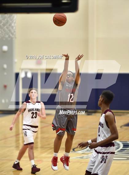 Thumbnail 3 in Lee [Robert E.] vs Highlands (SAISD Invitational) photogallery.