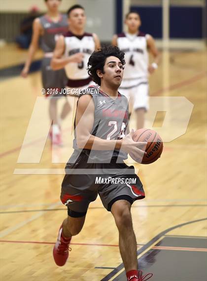 Thumbnail 3 in Lee [Robert E.] vs Highlands (SAISD Invitational) photogallery.