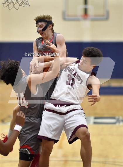 Thumbnail 1 in Lee [Robert E.] vs Highlands (SAISD Invitational) photogallery.