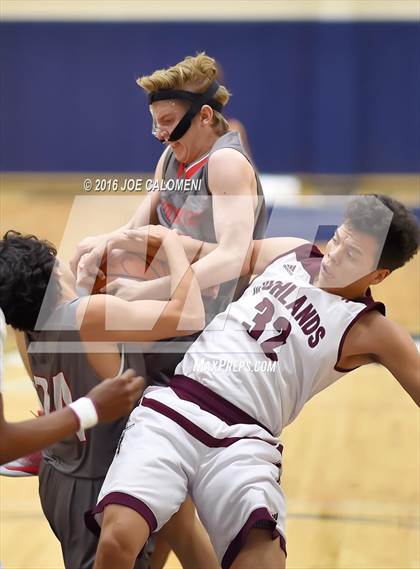 Thumbnail 3 in Lee [Robert E.] vs Highlands (SAISD Invitational) photogallery.
