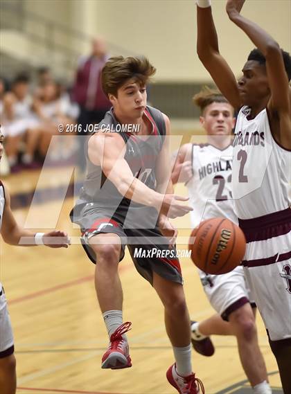 Thumbnail 1 in Lee [Robert E.] vs Highlands (SAISD Invitational) photogallery.