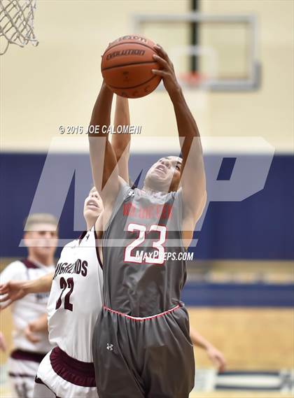 Thumbnail 3 in Lee [Robert E.] vs Highlands (SAISD Invitational) photogallery.