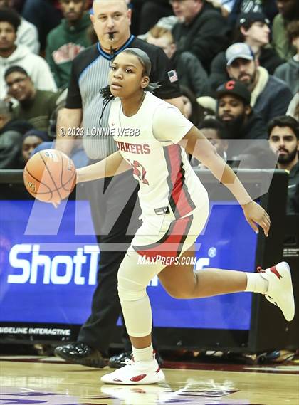 Thumbnail 2 in Sidwell Friends vs Sierra Canyon (Spalding Hoophall Classic) photogallery.
