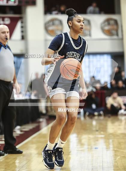 Thumbnail 1 in Sidwell Friends vs Sierra Canyon (Spalding Hoophall Classic) photogallery.