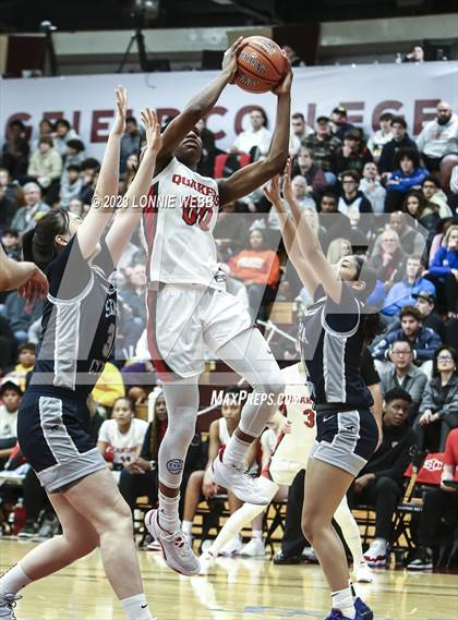 Thumbnail 3 in Sidwell Friends vs Sierra Canyon (Spalding Hoophall Classic) photogallery.