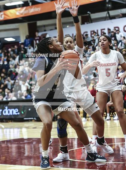 Thumbnail 2 in Sidwell Friends vs Sierra Canyon (Spalding Hoophall Classic) photogallery.