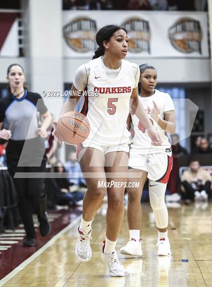 Thumbnail 3 in Sidwell Friends vs Sierra Canyon (Spalding Hoophall Classic) photogallery.