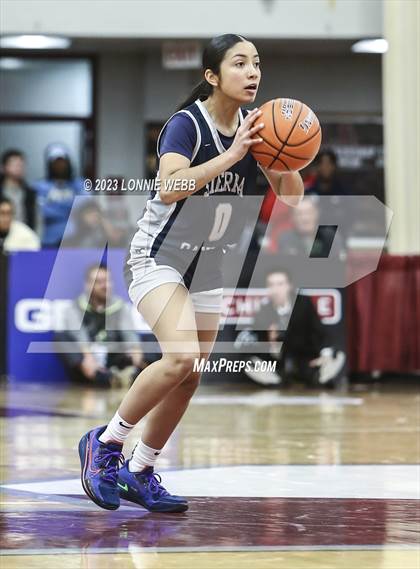 Thumbnail 2 in Sidwell Friends vs Sierra Canyon (Spalding Hoophall Classic) photogallery.