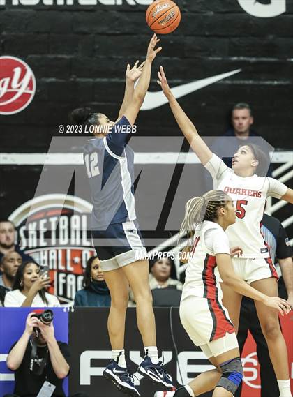 Thumbnail 3 in Sidwell Friends vs Sierra Canyon (Spalding Hoophall Classic) photogallery.