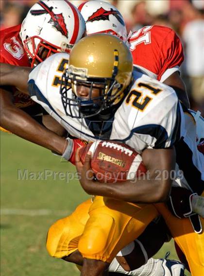 Thumbnail 1 in Aquinas @ Cardinal Gibbons photogallery.