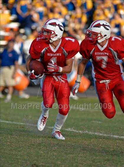 Thumbnail 3 in Aquinas @ Cardinal Gibbons photogallery.