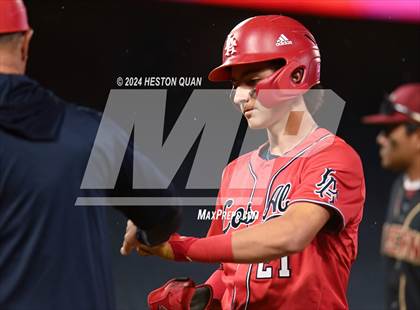 Thumbnail 1 in La Serna vs. Los Alamitos (Halo Classic) photogallery.