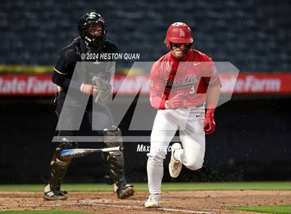 Thumbnail 1 in La Serna vs. Los Alamitos (Halo Classic) photogallery.