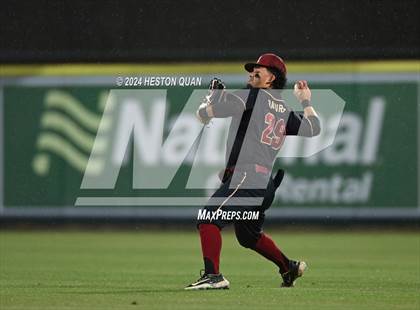 Thumbnail 1 in La Serna vs. Los Alamitos (Halo Classic) photogallery.