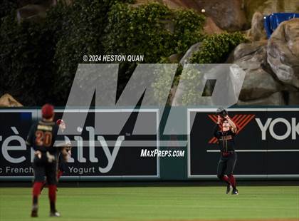 Thumbnail 2 in La Serna vs. Los Alamitos (Halo Classic) photogallery.