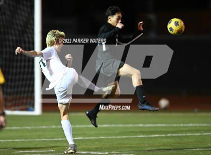Thumbnail 3 in East Jefferson vs. Benjamin Franklin (LHSAA Div II Semifinals) photogallery.