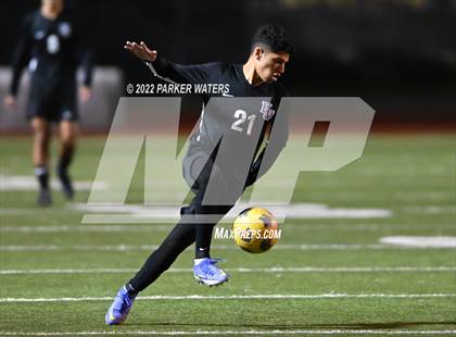Thumbnail 1 in East Jefferson vs. Benjamin Franklin (LHSAA Div II Semifinals) photogallery.