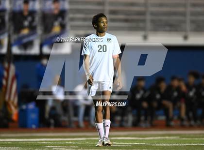 Thumbnail 2 in East Jefferson vs. Benjamin Franklin (LHSAA Div II Semifinals) photogallery.