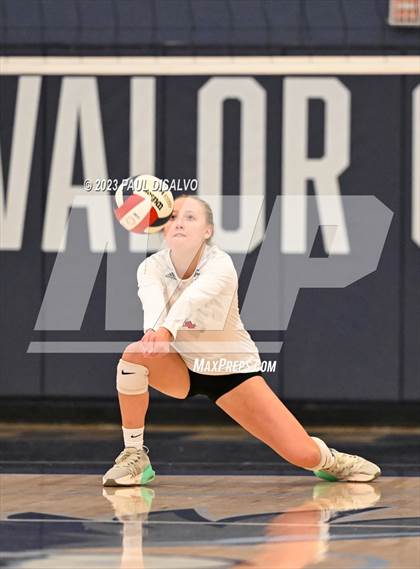 Thumbnail 3 in Eaglecrest vs. Regis Jesuit (CHSAA 5A Region 1) photogallery.