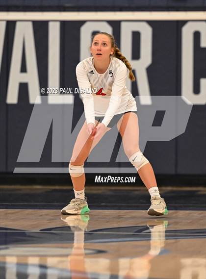 Thumbnail 2 in Eaglecrest vs. Regis Jesuit (CHSAA 5A Region 1) photogallery.